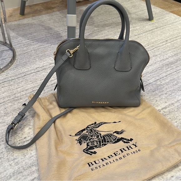 Authentic Burberry Bag - Picture 1 of 4